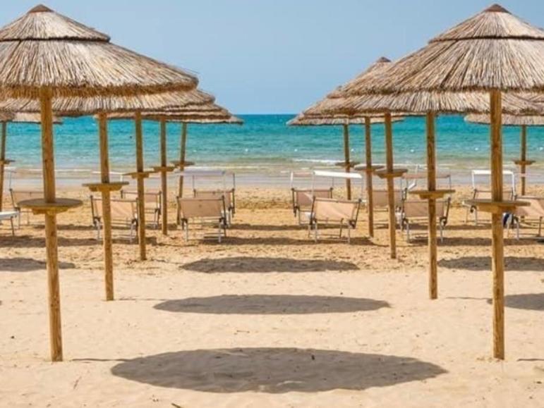 Gianleo Suite Vista Mare Поццалло Экстерьер фото